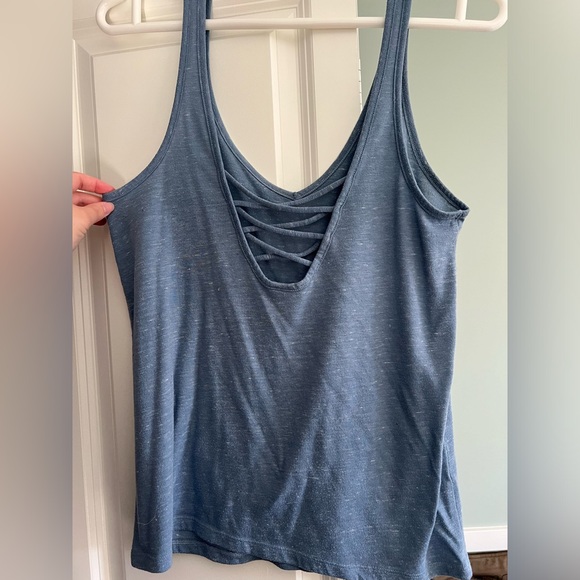 Victoria sport tank top - Picture 2 of 3